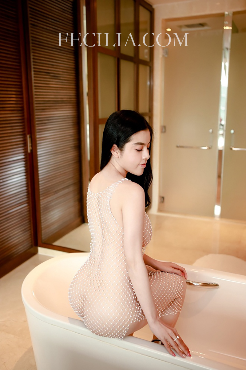 Ảnh Gái Xinh mặc Váy Lưới cực gợi cảm