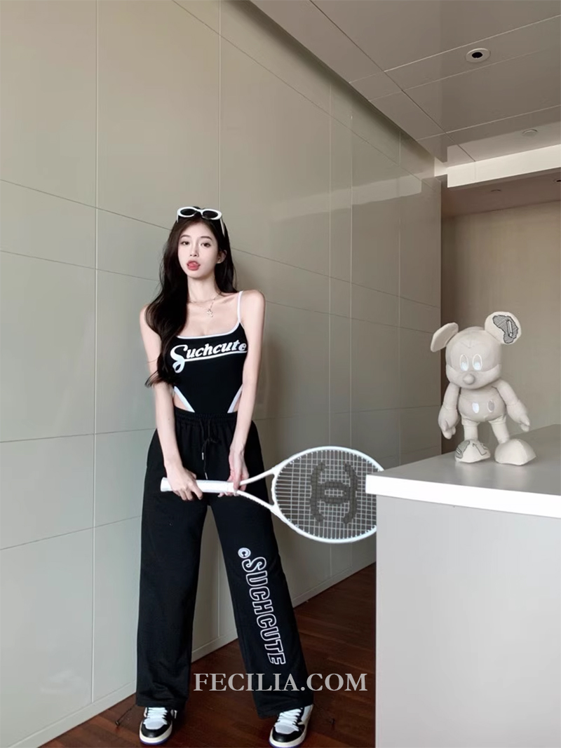 Áo Bodysuit khoét eo 2 dây và Quần Thun rộng
