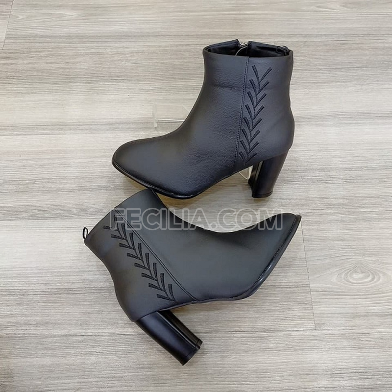 Giày Boot nữ cổ thấp bằng Da đế 7 phân Đen