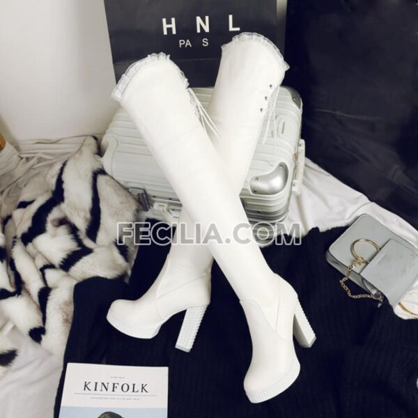 Bốt Nữ cổ cao qua đầu gối gót vuông màu Trắng - Đen BOOTSNU128