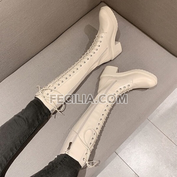 Bốt Nữ Martin cổ cao qua đầu gối buộc dây màu trắng đen BOOTSNU137