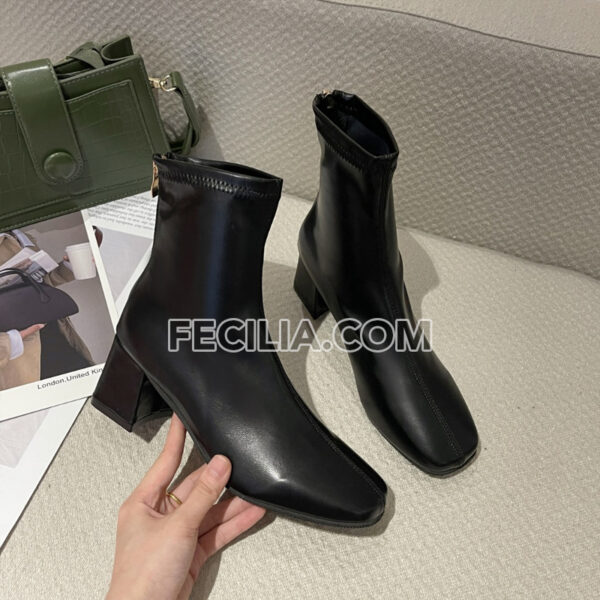 Giày Boots Martin cổ ngắn buộc dây đế dày 6cm màu Trắng - Đen BOOTSNU069