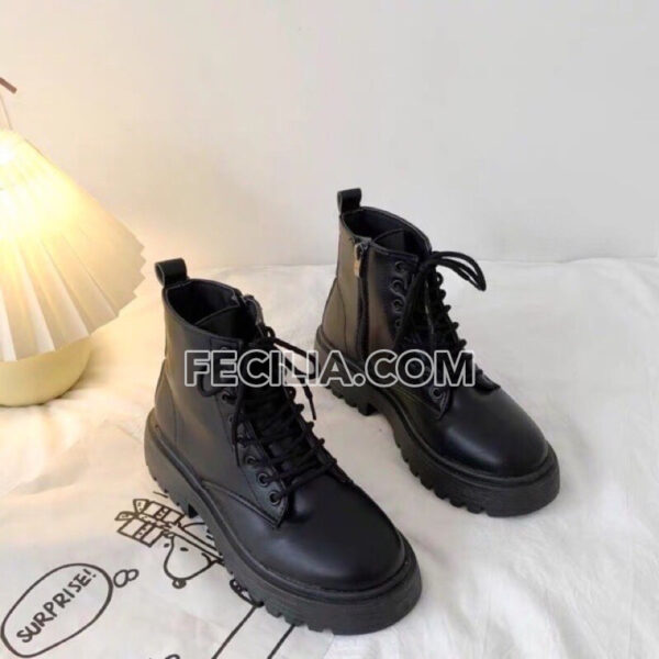 Giày Boots Nữ cổ thấp khóa kéo màu đen đế bằng BOOTSNU078