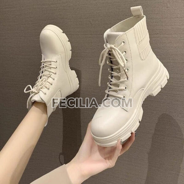 Giày Bốt Nữ cổ lửng Martin buộc dây tăng chiều cao màu Trắng - Đen BOOTSNU072