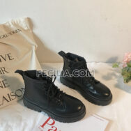 Giày Bốt Nữ cổ ngắn dây buộc có khóa màu đen lì đế cao 3cm BOOTSNU075