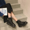Giày Bốt Nữ cổ ngắn dây buộc có khóa màu đen lì đế cao 3cm BOOTSNU075