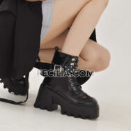 Giày Bốt Nữ Martin buộc dây đế vuông cao 8cm màu Đen BOOTSNU079