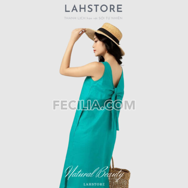 Đầm suông Nữ chất vải Linen LAHSTORE kiểu yếm nơ lưng màu xanh lá |FAW373