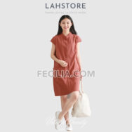 Đầm suông vải đũi tay ngắn cổ trụ màu đỏ đất LAHSTORE | FAW370