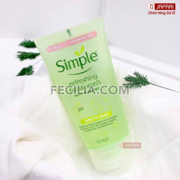 Combo Sữa Rửa Mặt + Nước Tẩy Trang + Toner Nước Hoa Hồng + Kem Dưỡng Ẩm Simple Chính Hãng |NTT090