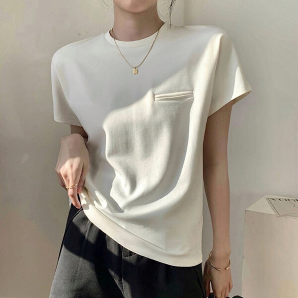 Áo baby tee thun nữ phối túi Form rộng cổ tròn ôm body màu trơn basic dễ phối đồ cho mùa hè | ATNU039