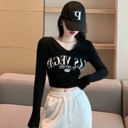 Áo Thun Nữ Croptop in chữ Las Vegas tay dài cổ chữ V thun Gân | ATNU140
