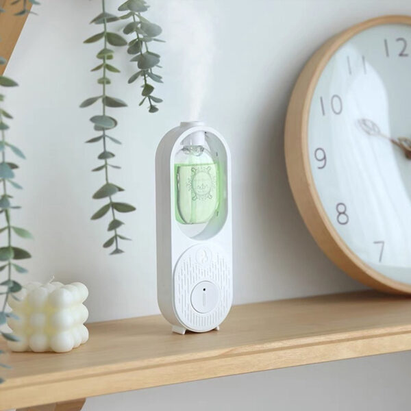 Máy Xịt Thơm Phòng Tự Động Treo Tường 5 mùi, 50 ml Sạc PIN USB | MXTP002