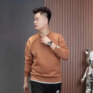Áo Nỉ Nam UMA MEN Phối Hai Vạt, Chất Liệu Nỉ Da Cá Co Giãn Mềm Mỏng Ấm Áp Dài Tay Cổ Tròn FSM338