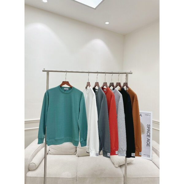 Áo Nỉ Nam UMA MEN Phối Hai Vạt, Chất Liệu Nỉ Da Cá Co Giãn Mềm Mỏng Ấm Áp Dài Tay Cổ Tròn FSM338